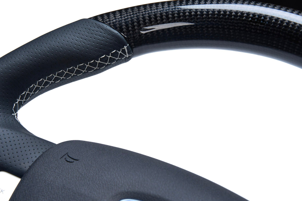 Retro Ford/FPV FG Falcon Steering Wheel – Black Leather Carbon Fibre Flat Bottom
