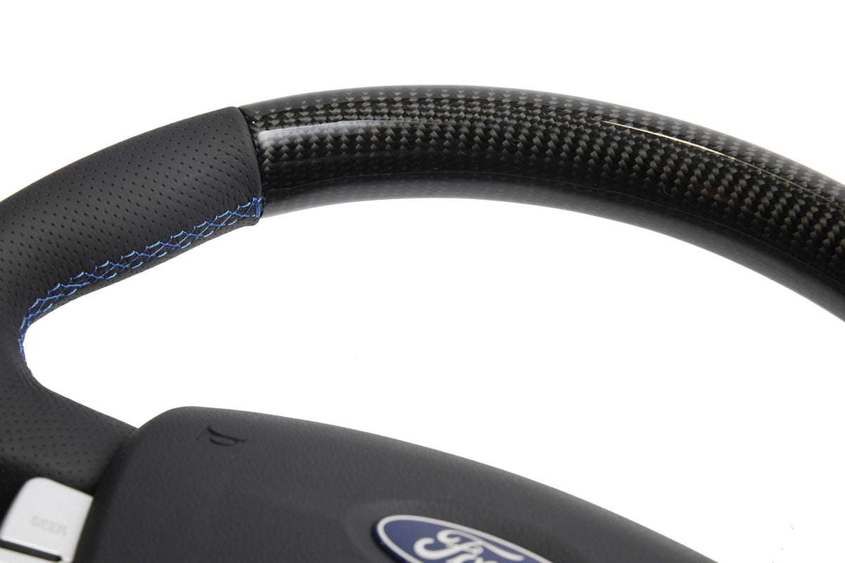 Retro Ford/FPV FG Falcon Steering Wheel – Black Leather Carbon Fibre OEM Style