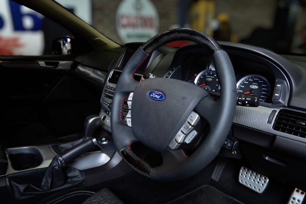 Retro Ford/FPV FG Falcon Steering Wheel – Black Leather Carbon Fibre OEM Style