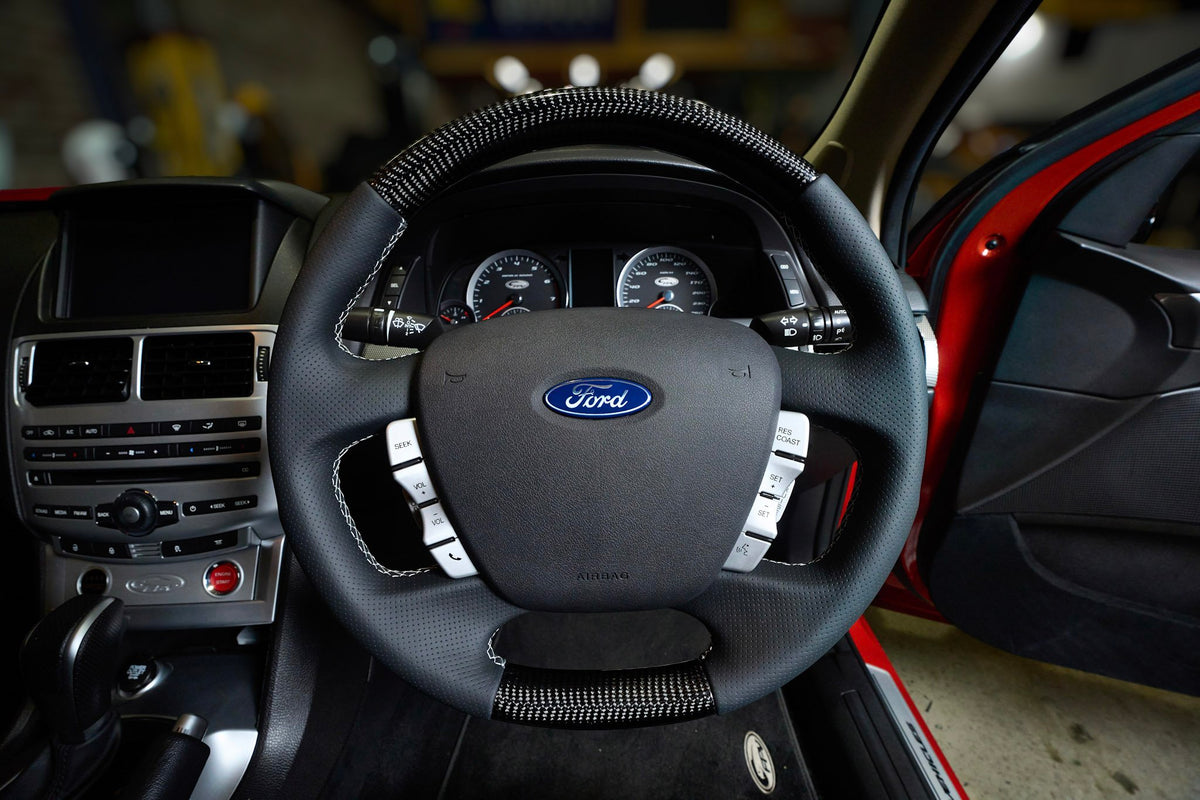 Retro Ford/FPV FG Falcon Steering Wheel – Black Leather Carbon Fibre OEM Style