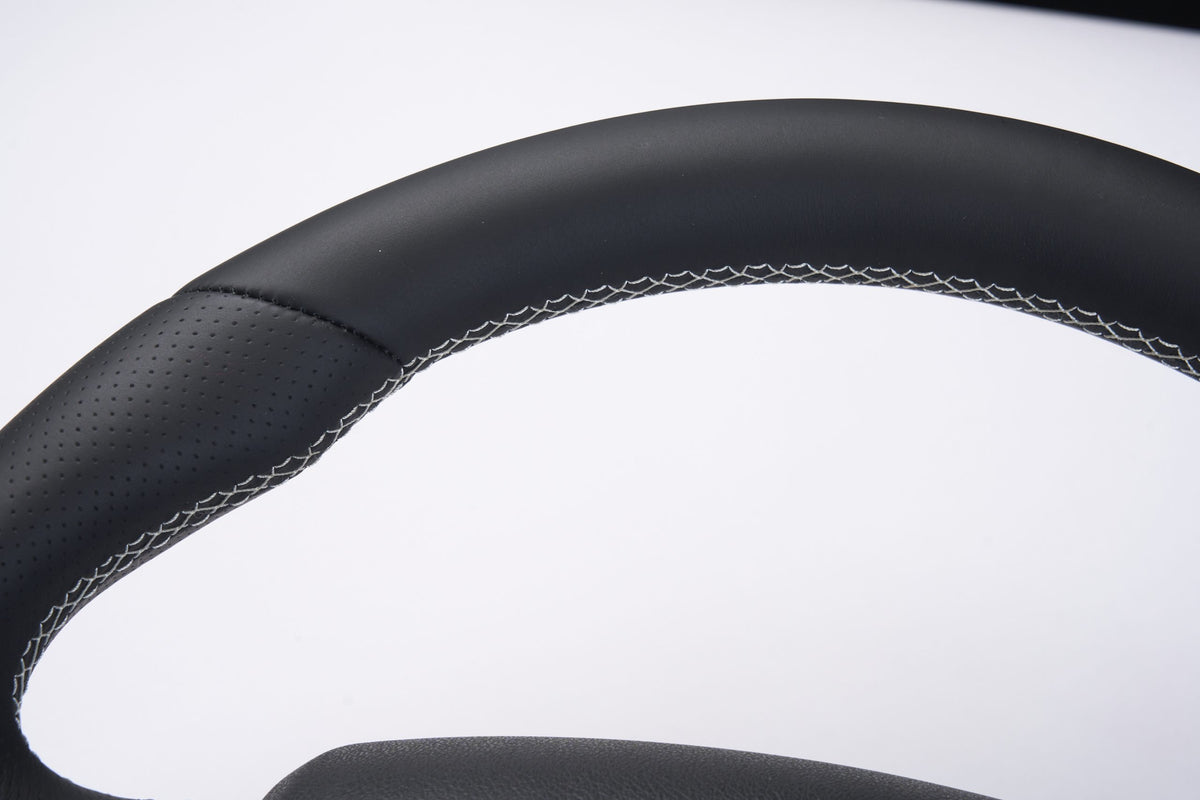 Retro Ford/FPV FG Falcon Steering Wheel – Black Leather OEM Style