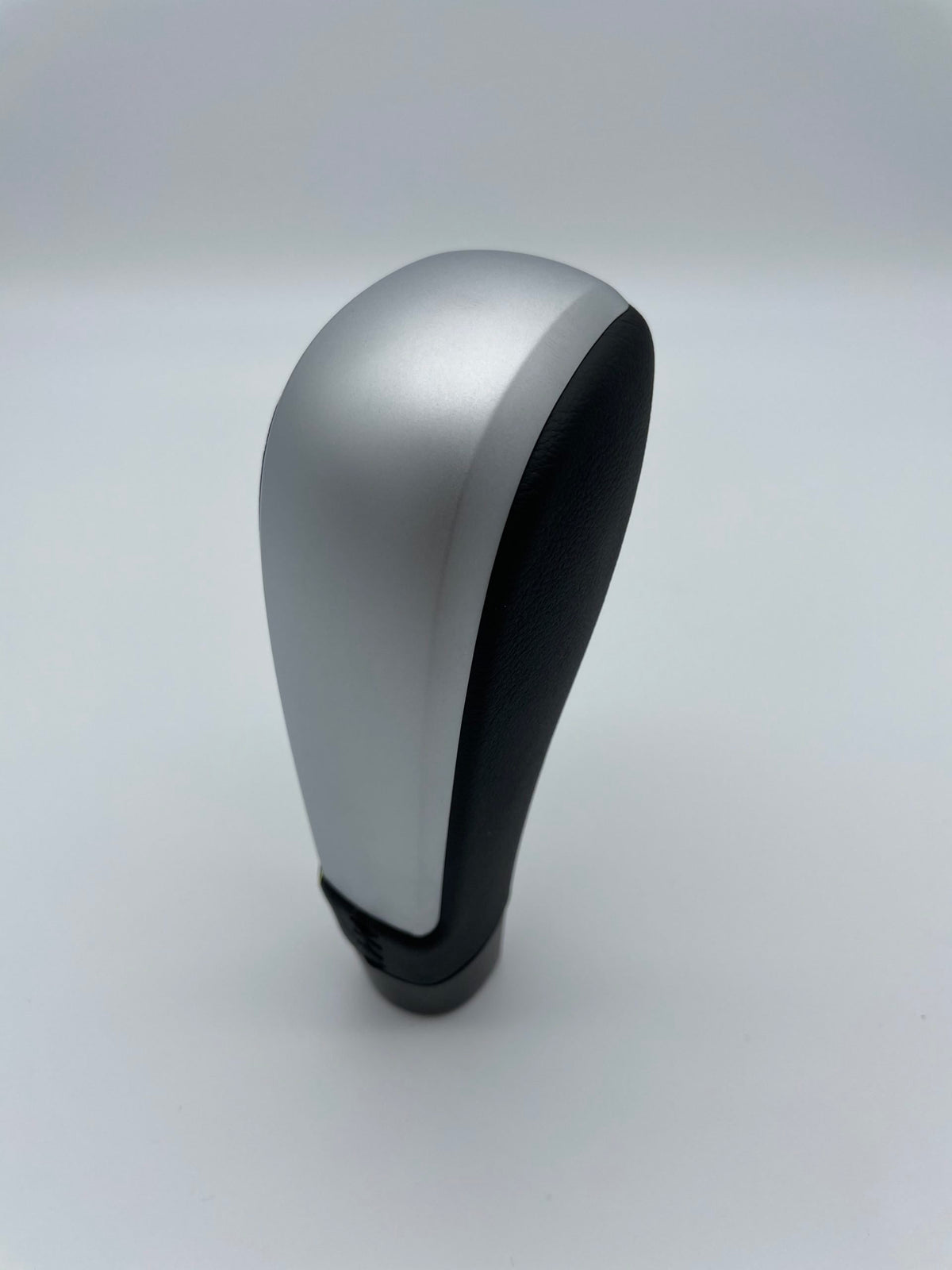 BA-BF Automatic Shifter – Silver Bezel, Black Leather